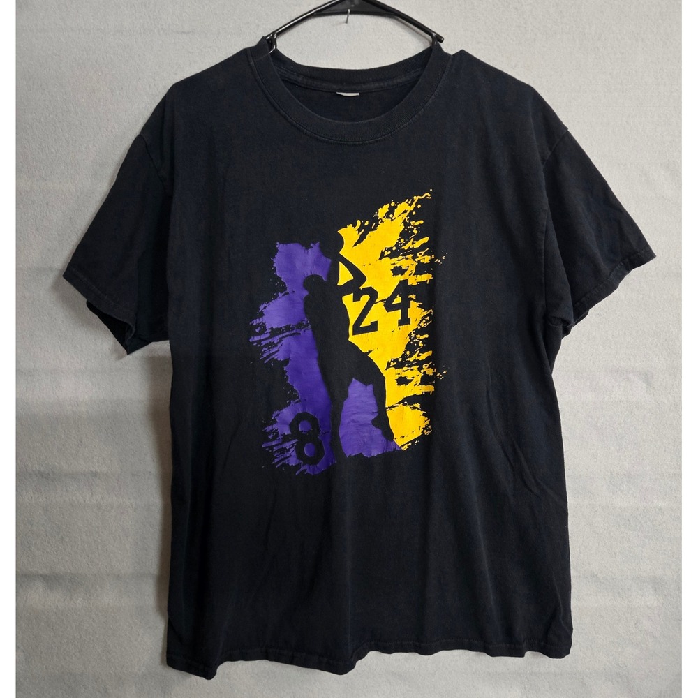 Kobe Bryant Lakers Tribute T-Shirt‎ Black Splatter Silhouette 8 24 Medium
